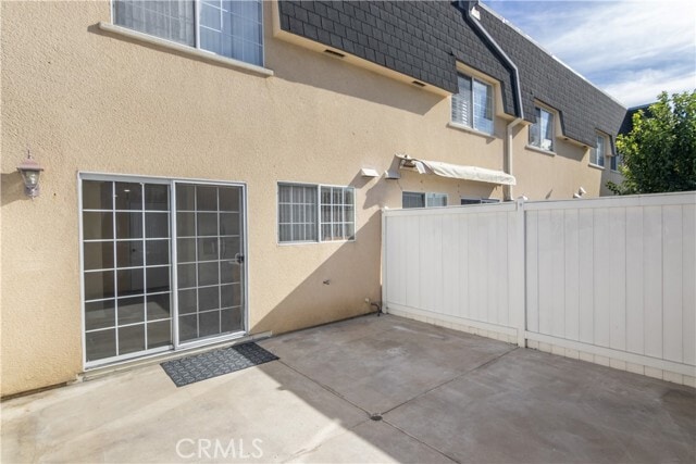 Building Photo - 19216 Hamlin St