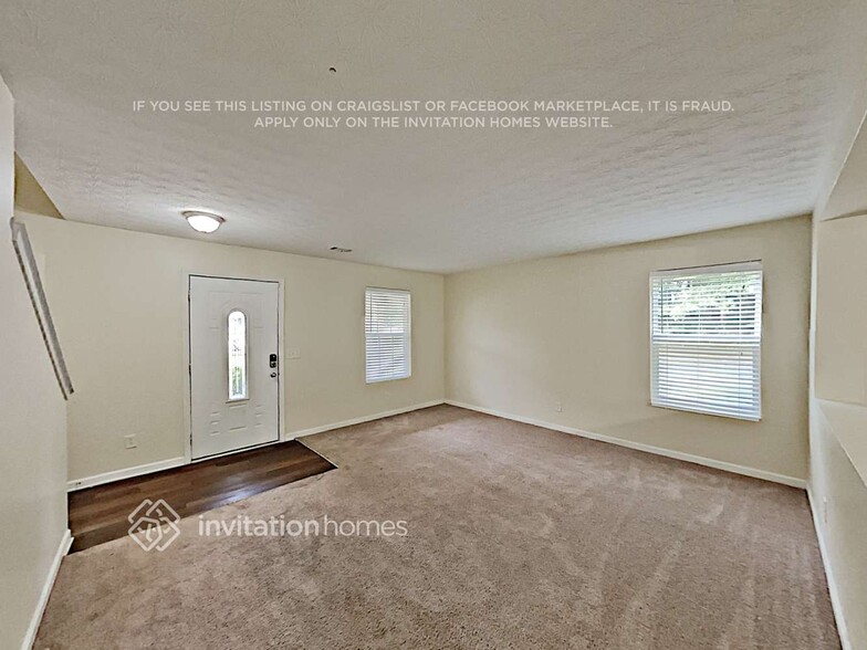 Building Photo - 414 Waterbury Way
