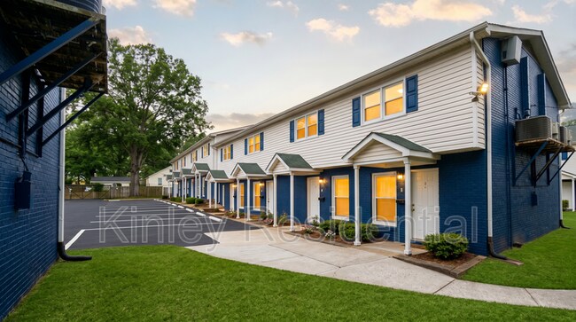 Building Photo - 613 Key St