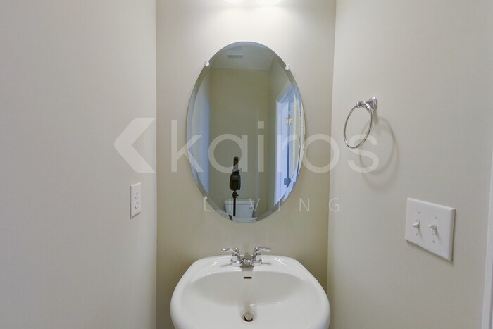 Building Photo - 7333 Foggy River Dr