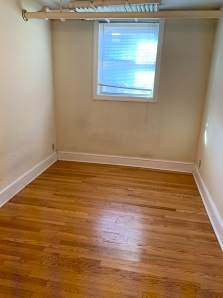 Building Photo - 1880 Grand Ave