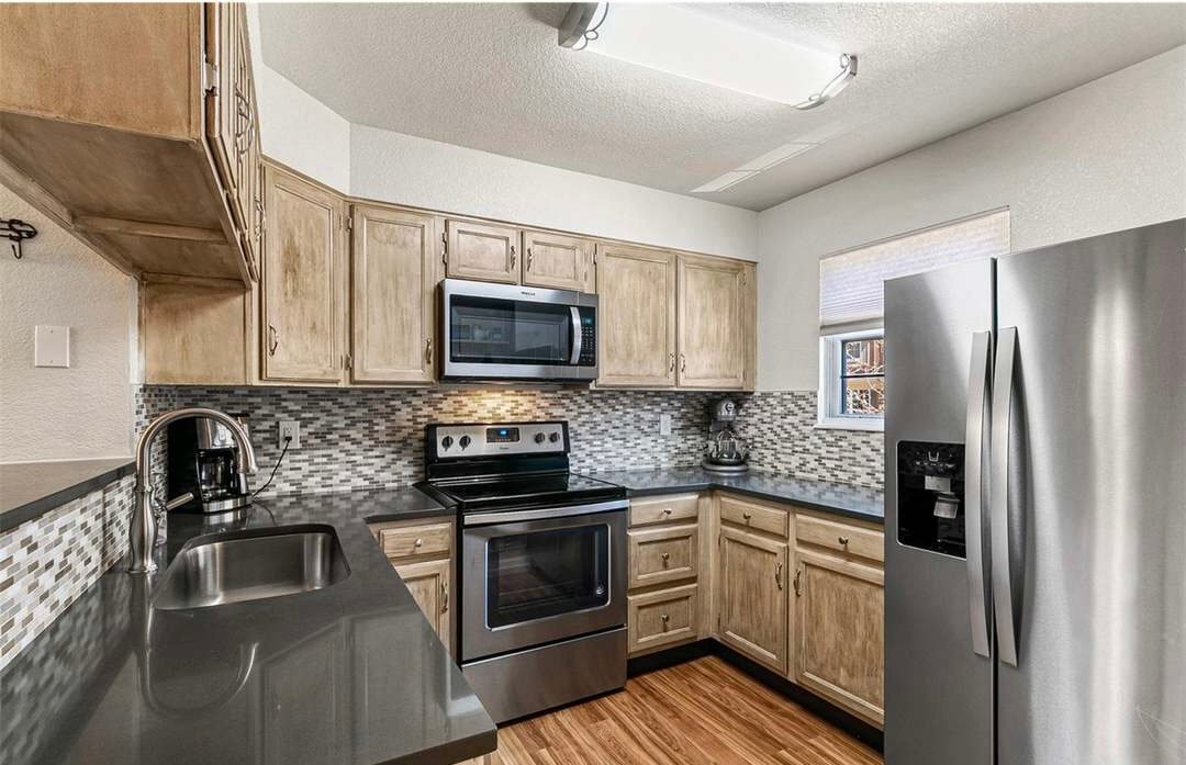 Building Photo - 11867 E Kepner Dr