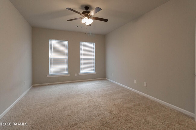 Building Photo - 304 Tall Meadows Ln