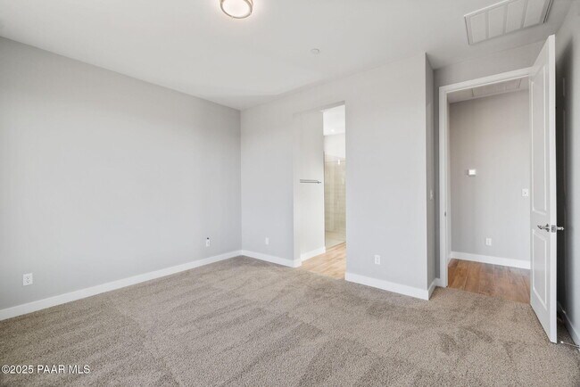 Building Photo - 1308 Rockwood Dr