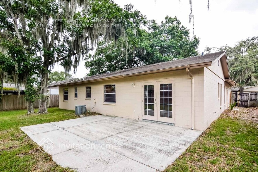 Building Photo - 515 Wynnwood Dr