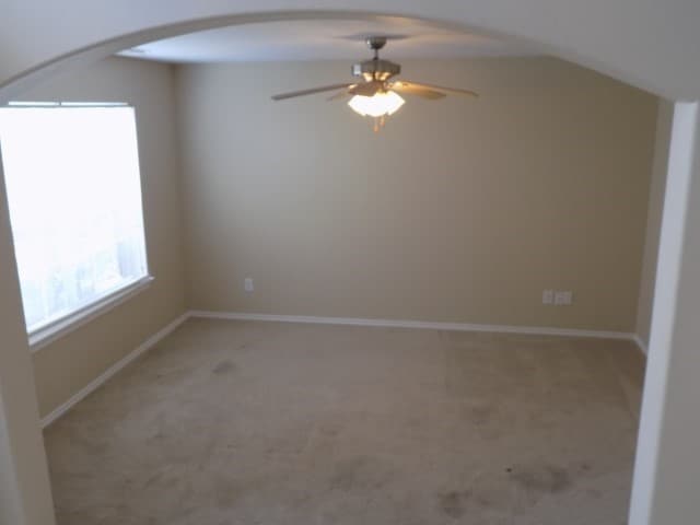 Building Photo - 24203 Silversmith Ln