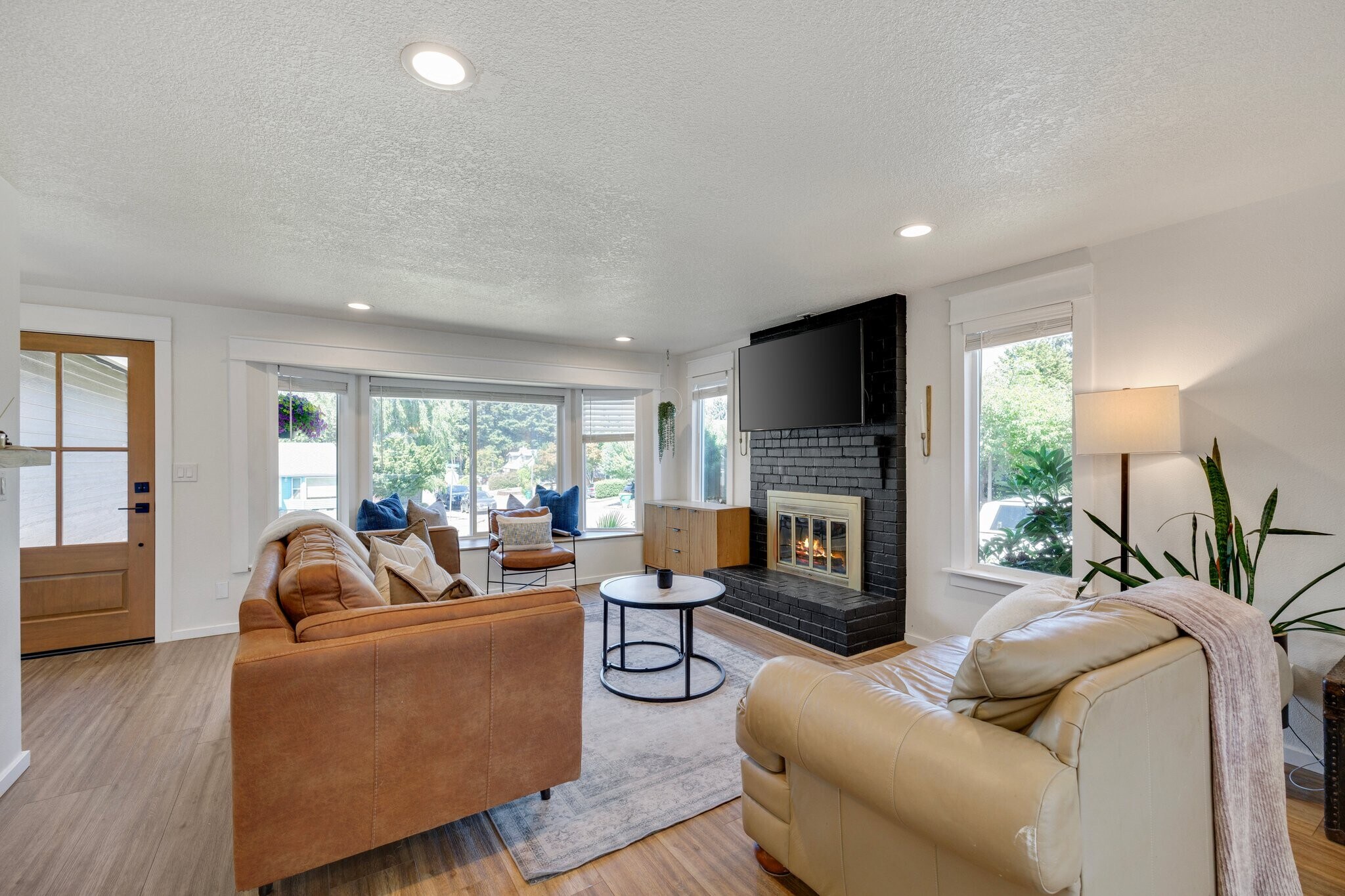 Building Photo - 13570 SW Feiring Ln
