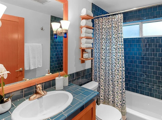 Building Photo - 6133 Lariat Loop