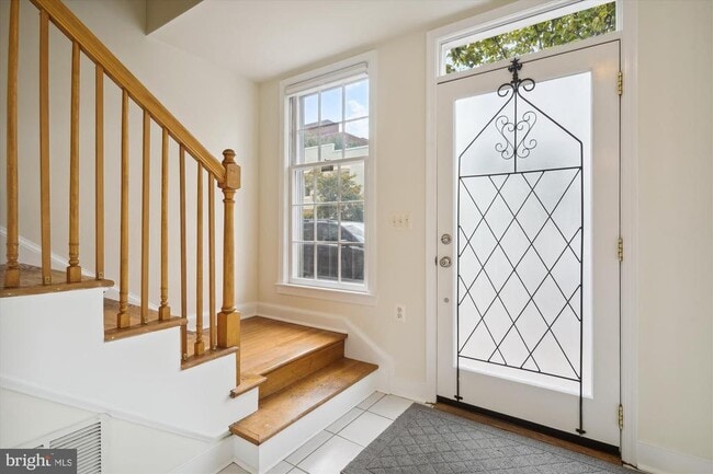 Building Photo - 101 N West St