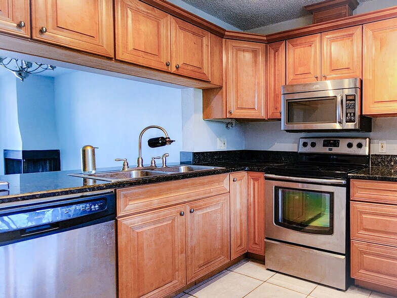2024 dishwasher - 1986 Pelican Landing Blvd