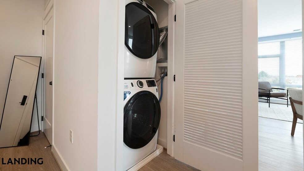 Building Photo - 1215 N Fayette St