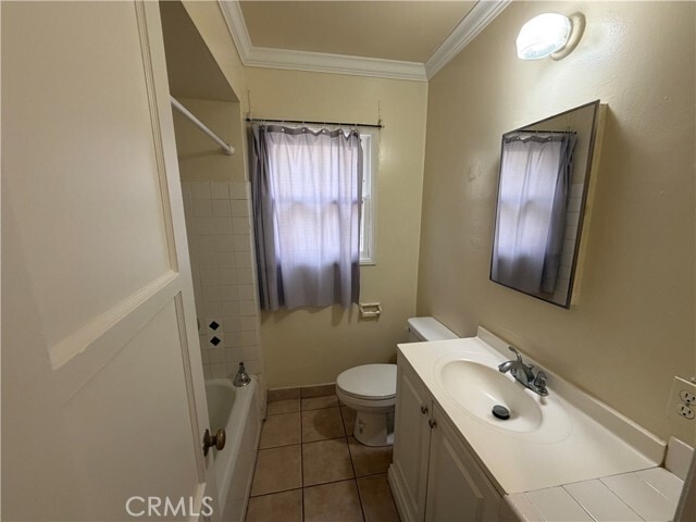 Building Photo - 833 N Lacy St