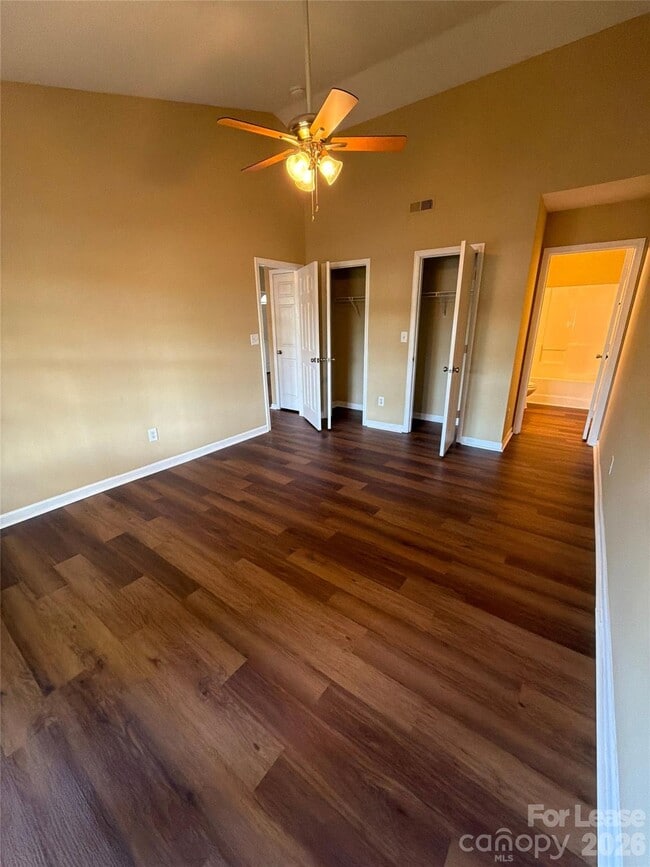 Building Photo - 9329 Kendall Dr