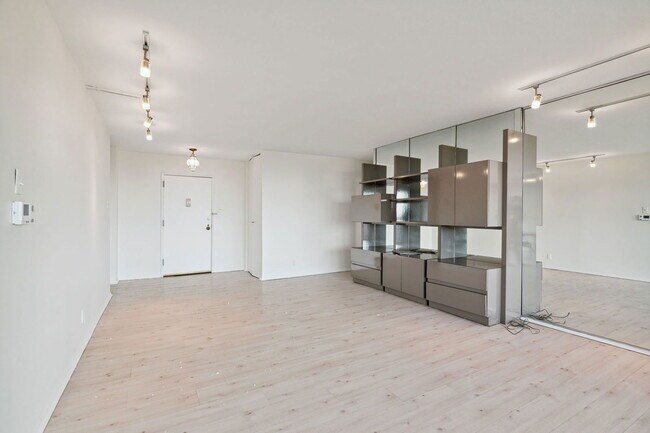 Building Photo - 2401 Pennsylvania Ave