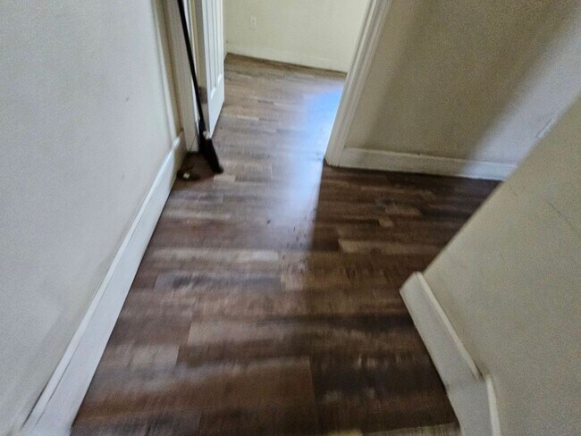 Building Photo - 23(1456,1458)