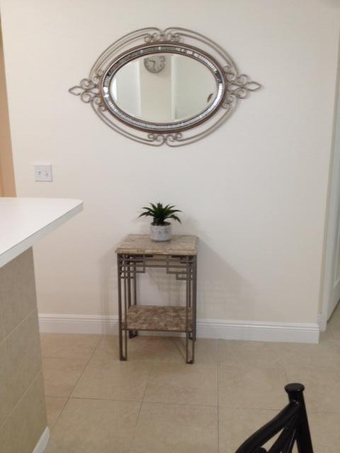 Building Photo - 630 S Sapodilla Ave