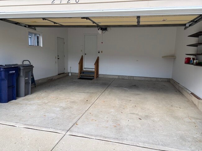 Building Photo - 2120 Belvidere Line Dr