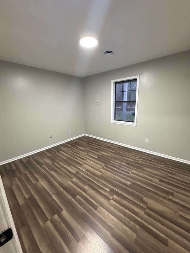 Building Photo - 207 Highland St