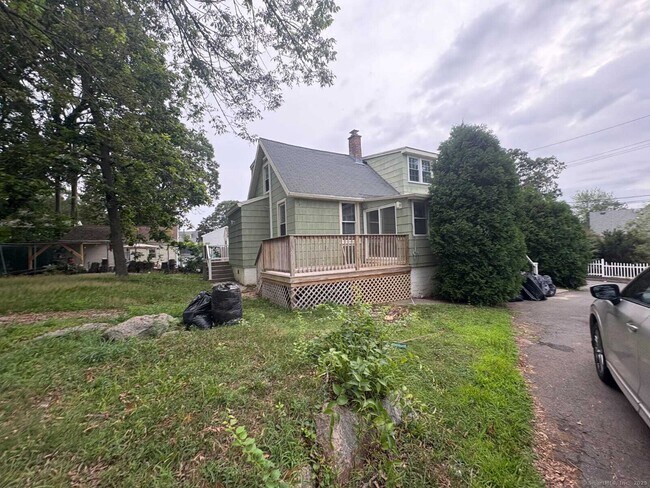 Primary Photo - 65 Short Beach Rd