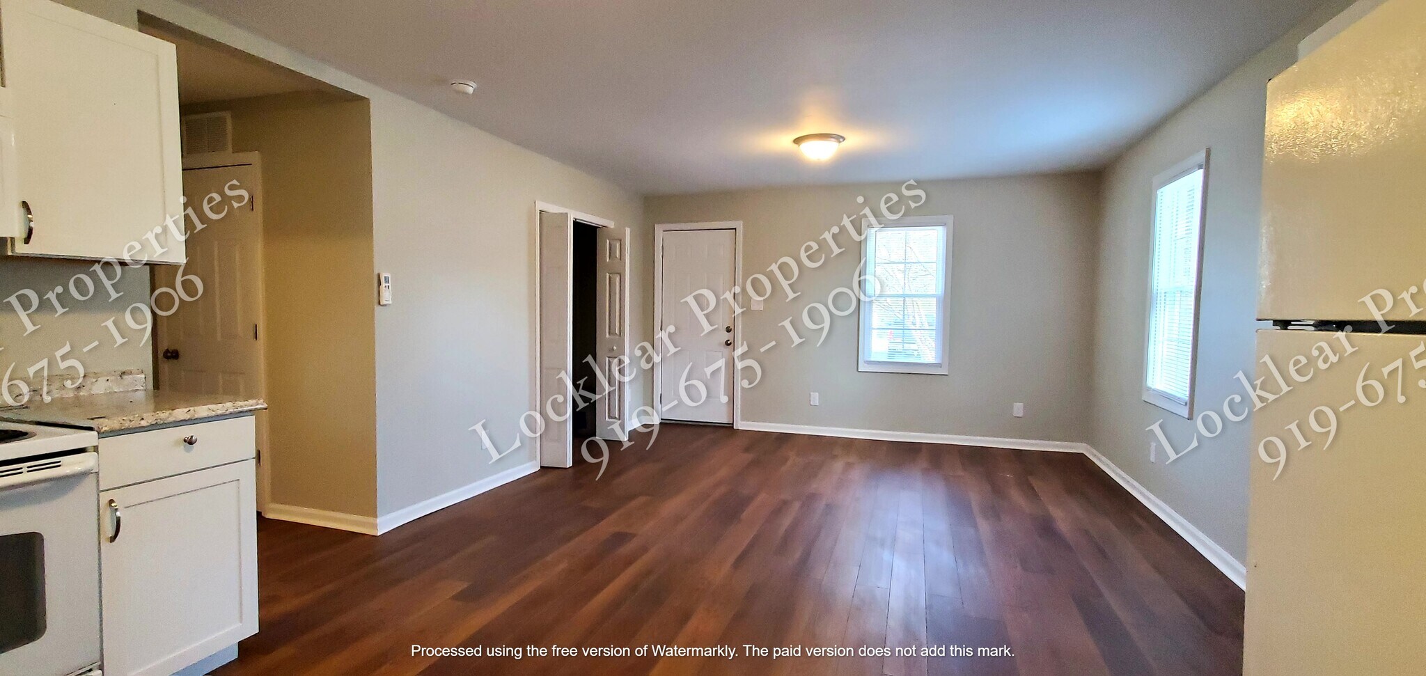 living room and laundry closet - 603 Hugh St