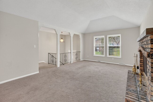 Building Photo - Spacious 3-Bed/2-Bath Home in Independence!