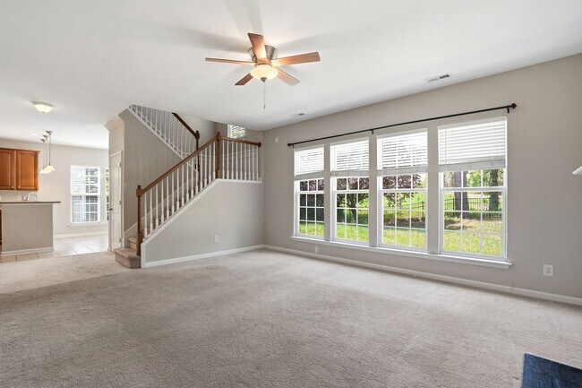 Building Photo - WAKEFIELD CORNER HOME WITH 4 BEDROOMS IS WAITING FOR YOU!