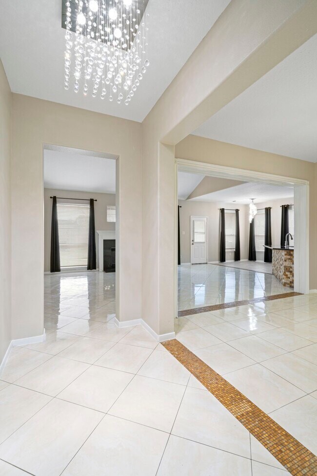 Building Photo - 13403 Scarab Dr