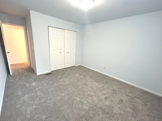 Building Photo - 30 Lancaster Cir