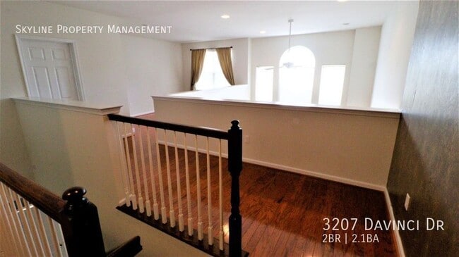 Building Photo - 3207 Davinci Dr