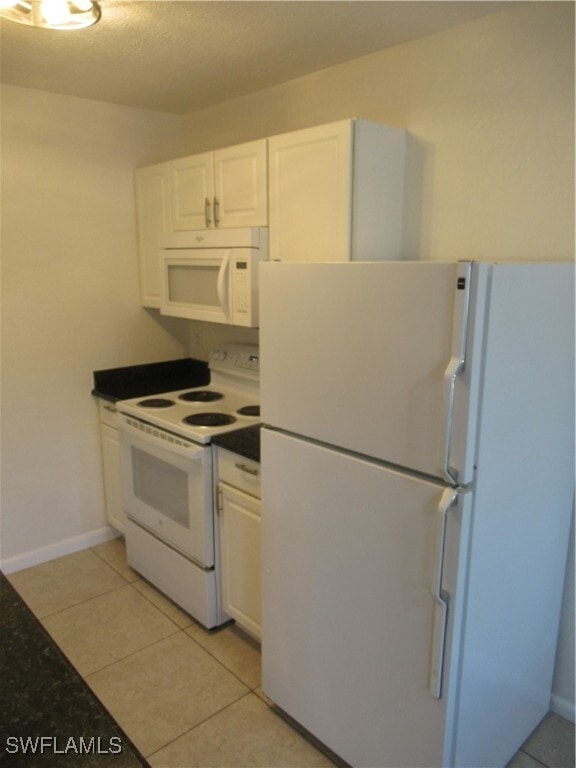 Building Photo - 4605 Bayshore Dr