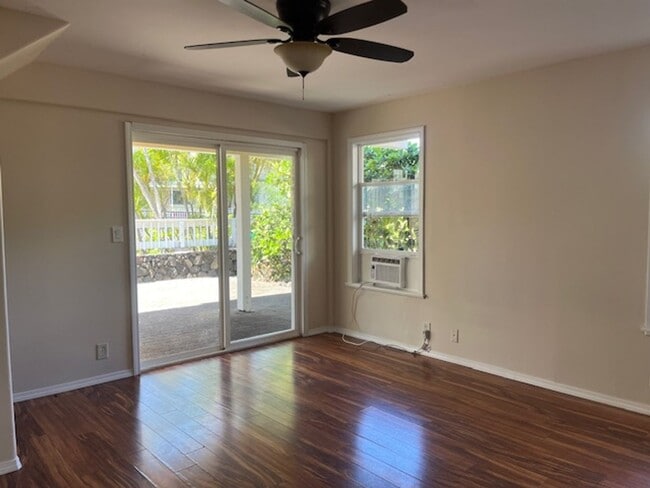 Building Photo - 3 Bedroom / 3 Bath Home with Ocean Views and World Class Surfing on Ali'i Dr