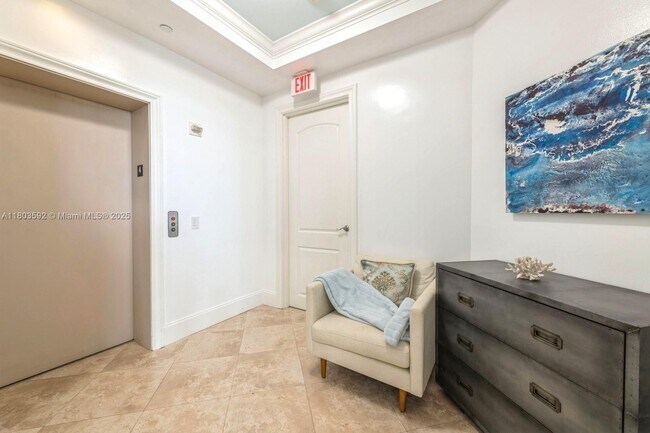 Building Photo - 4600 N Ocean Dr