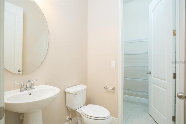 Building Photo - 8543 Pinter St