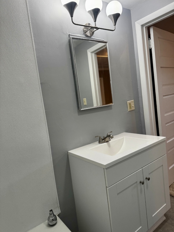 Building Photo - 108 Broad St