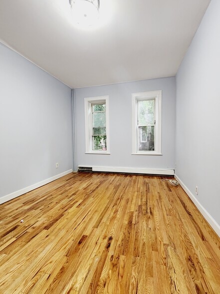 237 Lexington Ave 1R - 243 Lexington Ave