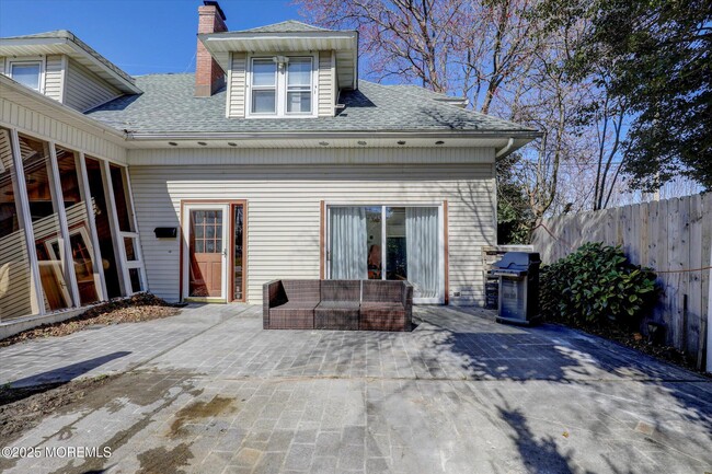 Building Photo - 105 Elberon Ave