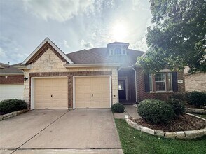 Building Photo - 2814 Ridgeglen Ln