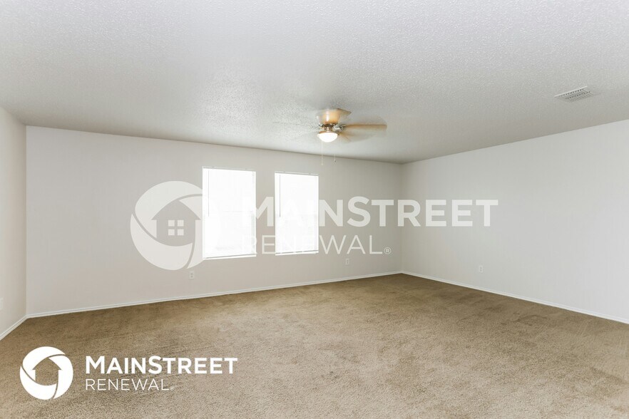 Building Photo - 6816 Meadow Way Ln