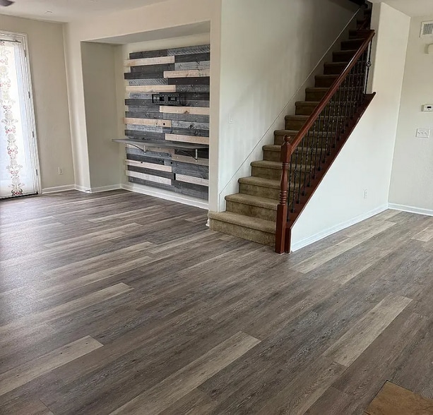 Building Photo - 88 Sluice Way