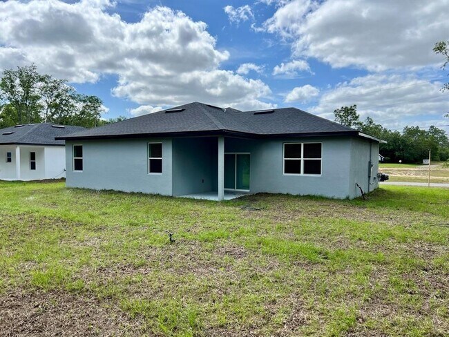 Building Photo - 8114 N Maltese Dr