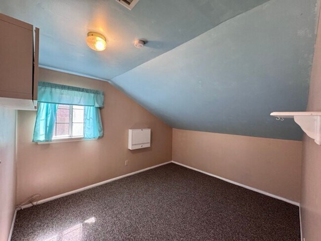 Building Photo - Spacious 5 Bedroom Home in Menifee Lakes w...