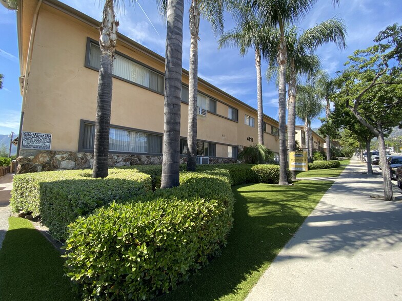 Building Photo - 4415 Ocean View Blvd