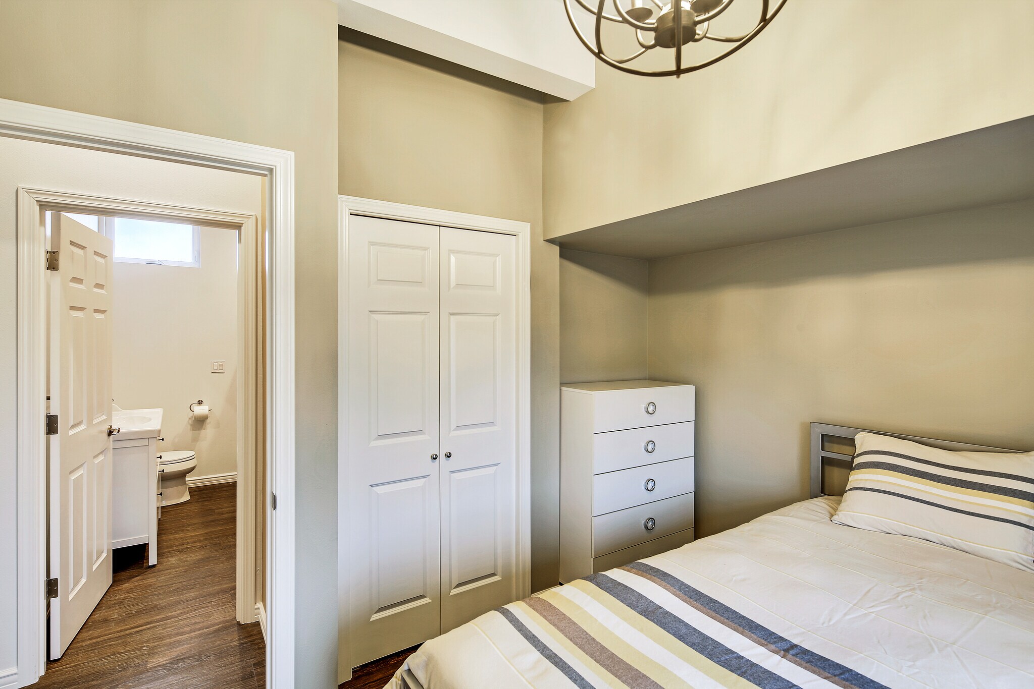 Main bedroom - 2732 44th Ave SW
