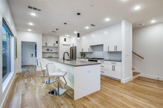 Building Photo - 3226 Rosedale Ave