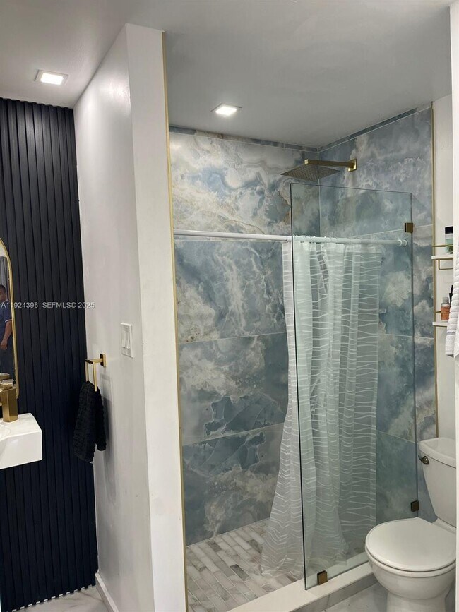 Building Photo - 15330 SW 106th Terrace