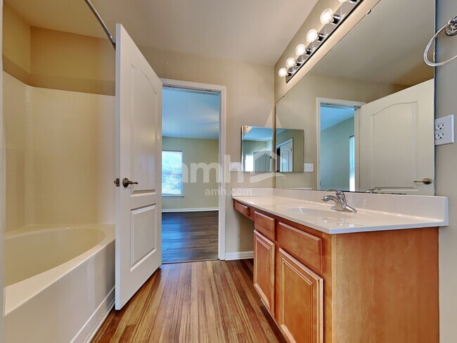 Building Photo - 141 Chemistry Cir