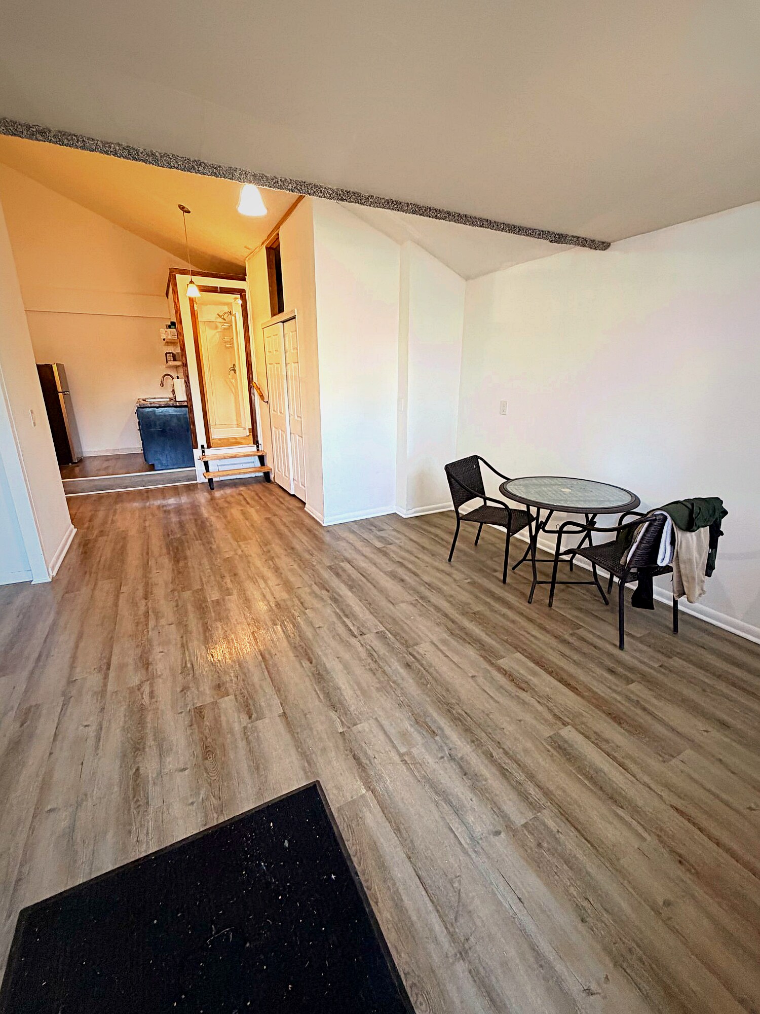 Building Photo - 625 Shelford Rd