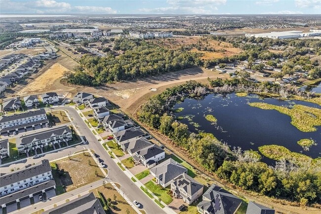 Building Photo - 710 Creeping Fig St