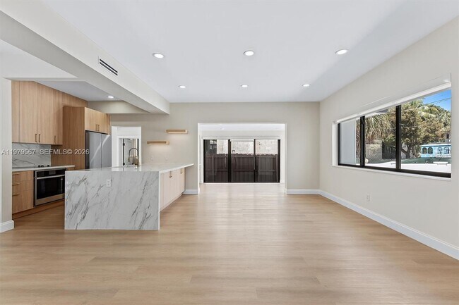 Building Photo - 4144 Alton Rd