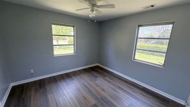 Building Photo - 1420 Nancelon St